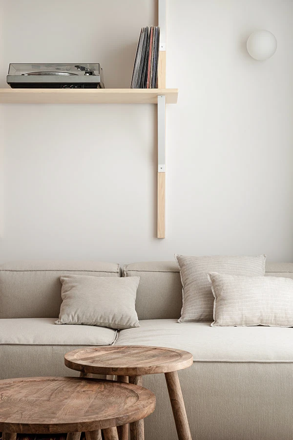 Hi atelier Ihor Havrylenko Japandi interior japandi style light interior Minimalistic interior natural materials scandinavian aesthetic scandinavian interior soft interior